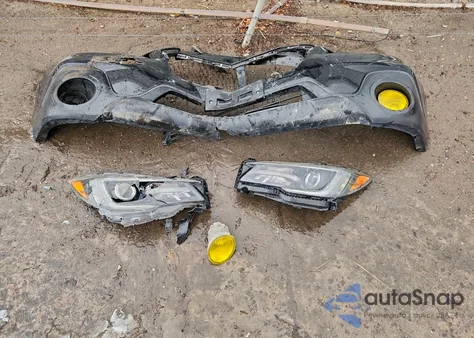 2018 Subaru Outback Touring z USA, uszkodzony, nr VIN 4S4BSETC7J3237571